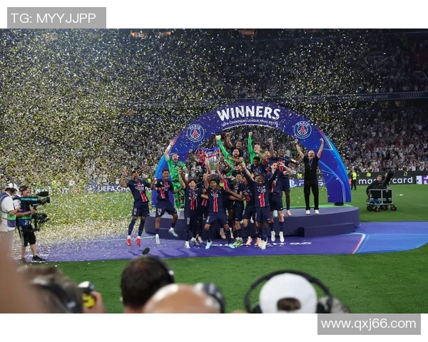 西甲激战巴黎圣日耳曼与波尔图战成平局引发全场惊呼